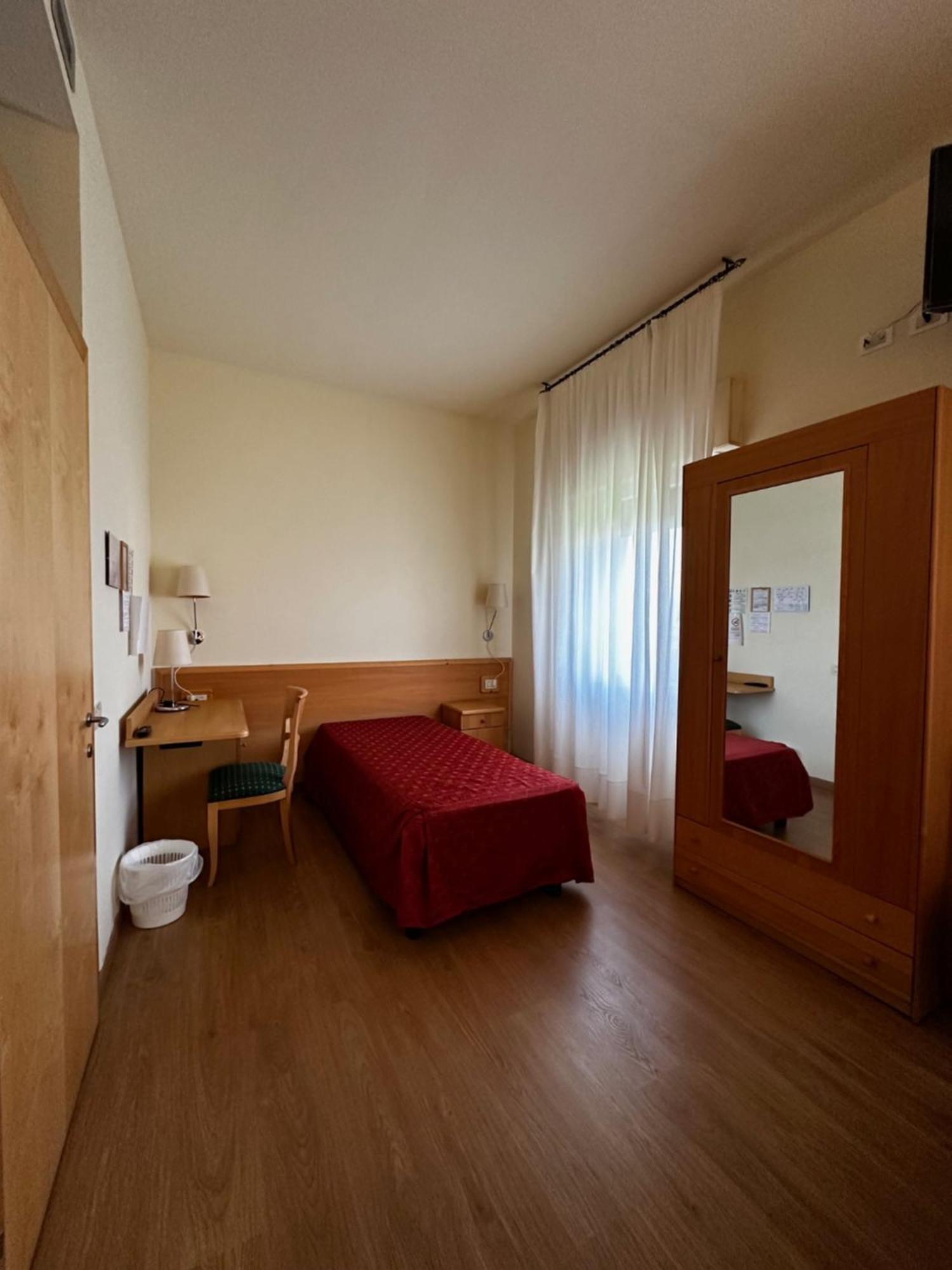 Hotel Ponte Molo Порто-Толле Екстер'єр фото